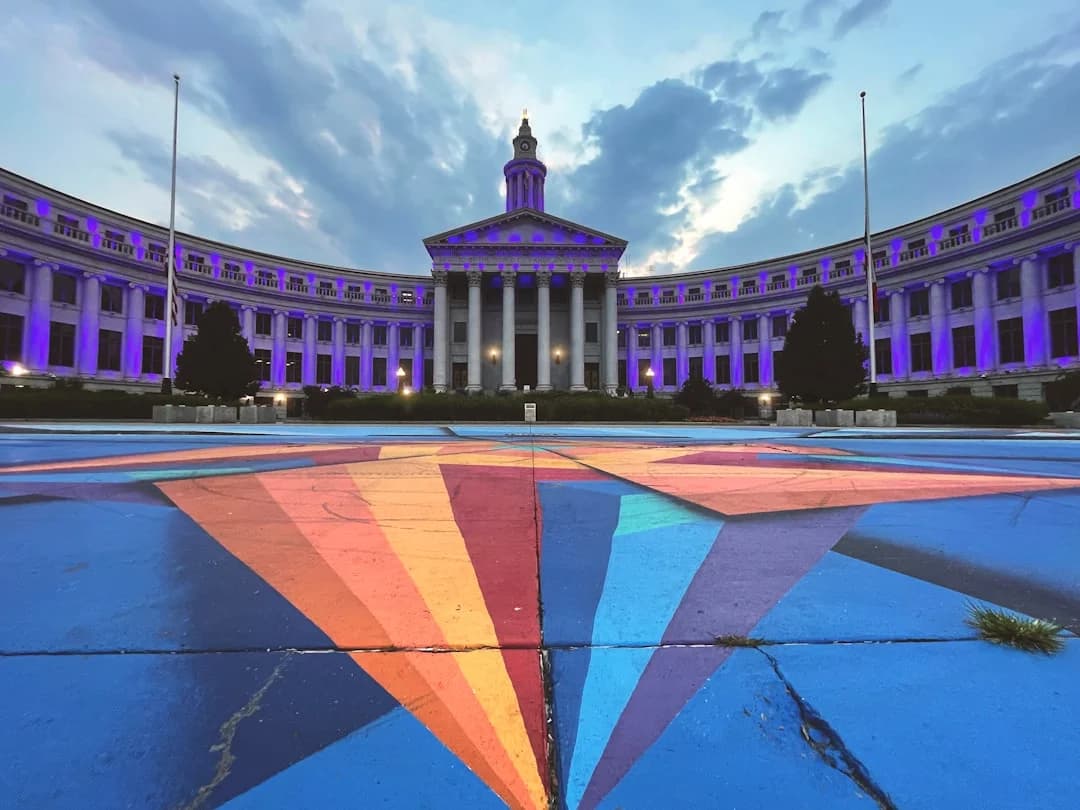 7x7 Light Beam Public Art SF Debuts at Civic Center