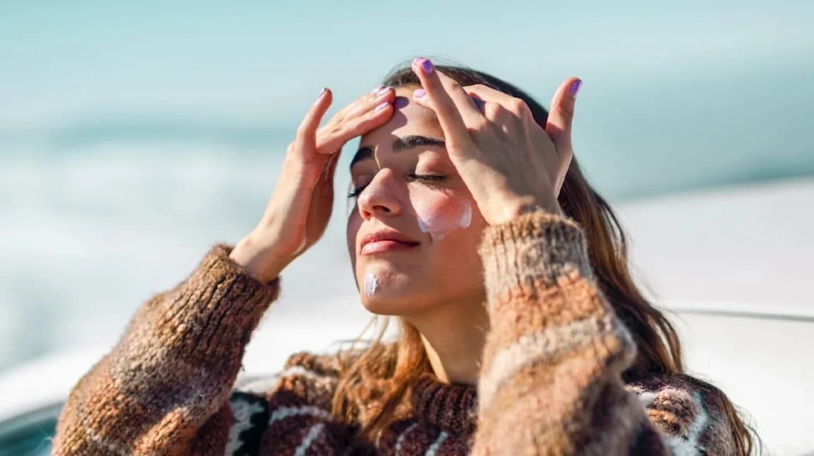 How to protect your skin in a dry winter? Practical tips