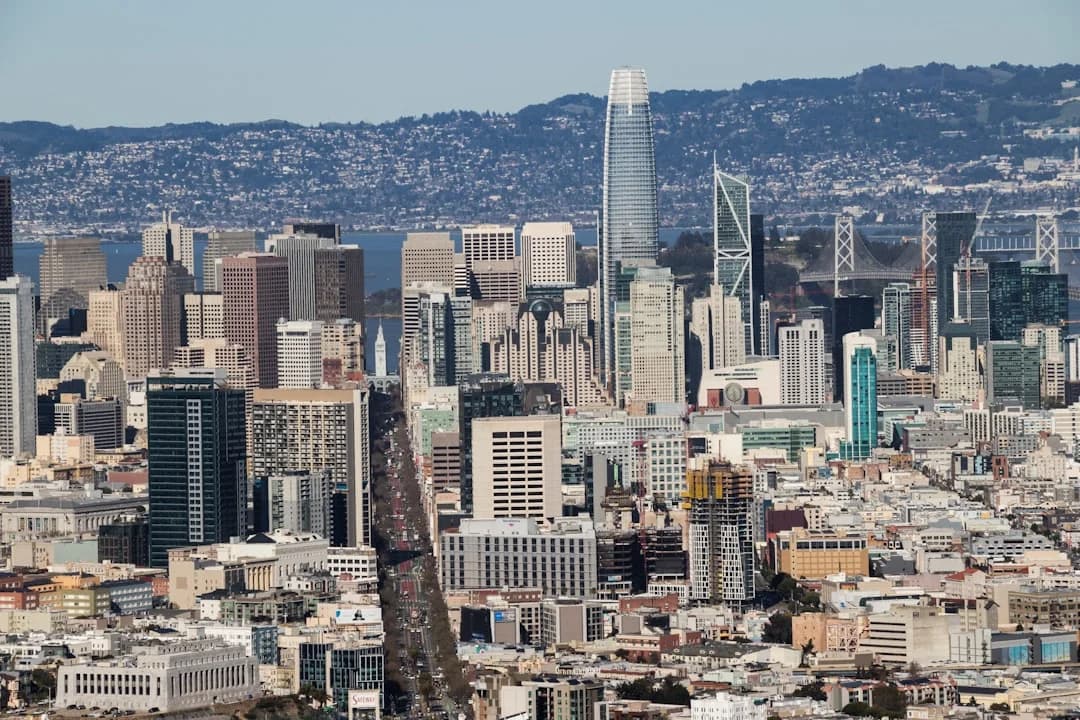 Cover Image for Bay Area AI boom 2026: Office Demand Surges