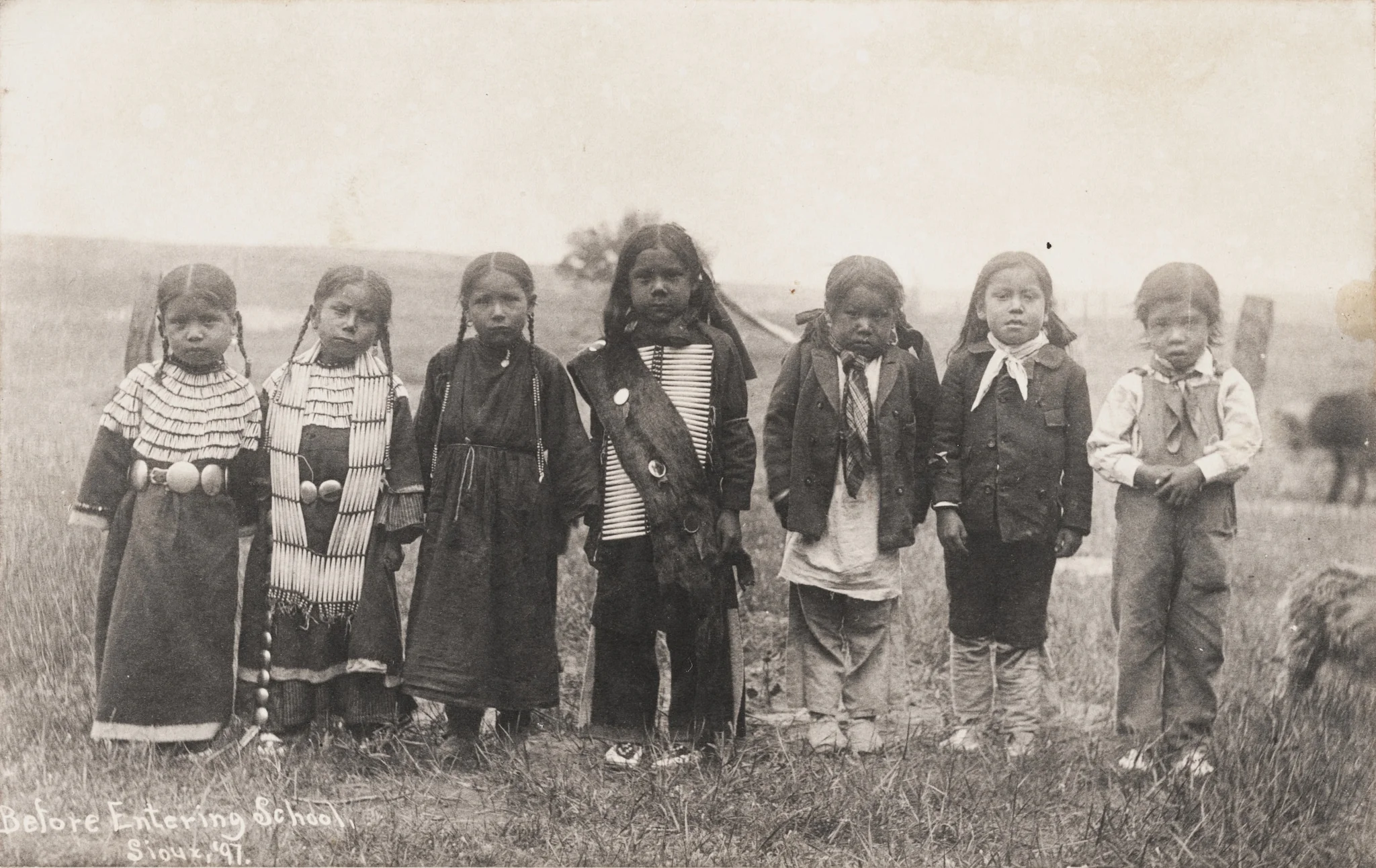Cover Image for Columbus Day or Native American Day? Revealing the History