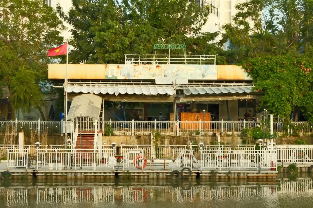Cover Image for Mission Bay waterfront dining 2026 Oracle Park restaurant