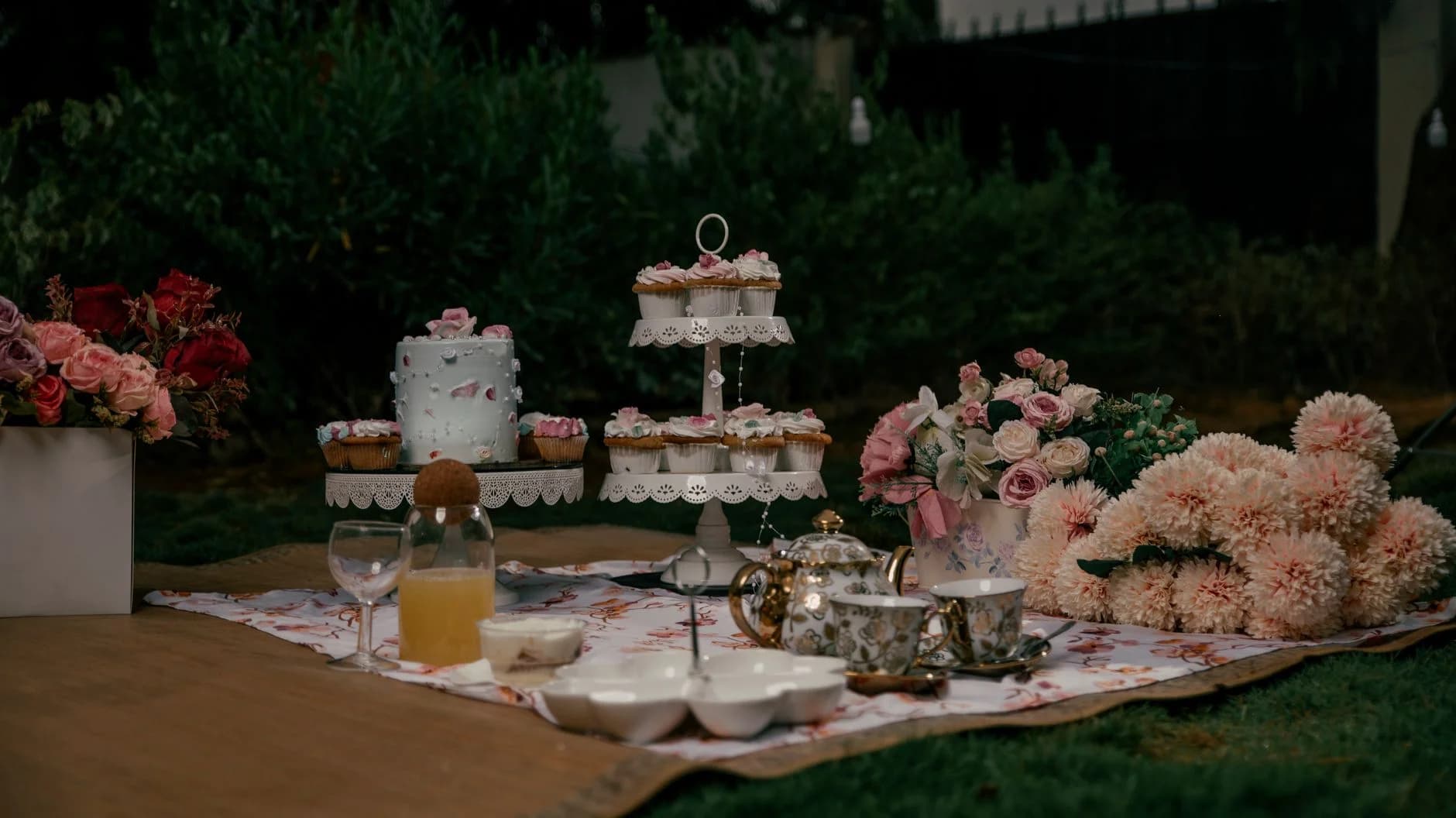 San Francisco's viral event is returning: Cake Picnic