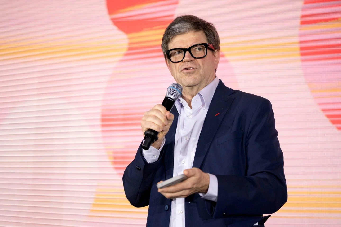 Cover Image for Meta chief scientist Yann LeCun seeks new opportunities